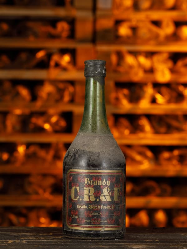 Brandy CRF garrafa Antiga