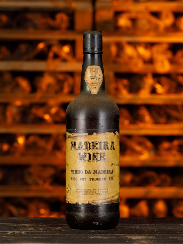 Madeira Wine Dry garrafa Antiga