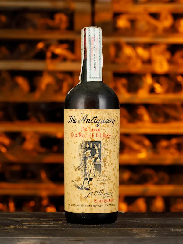 The Antiquary - DeLuxe Old Scotch Whisky